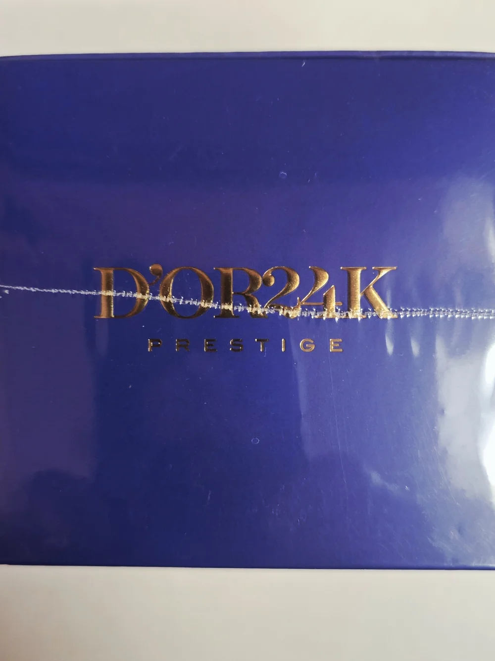 Prestige Multi Vitamin Recovery Cryo 24H Moisturizer - Blue & Gold